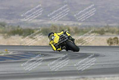 media/Dec-04-2025-Racers Edge (Thu) [[5ebc9f124d]]/2-A Group/5-Session 3 (Turn 14 Backside)/